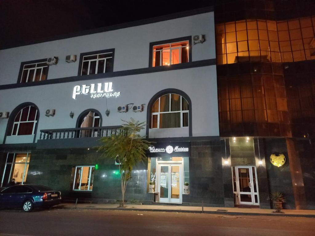 BELLA HOTEL